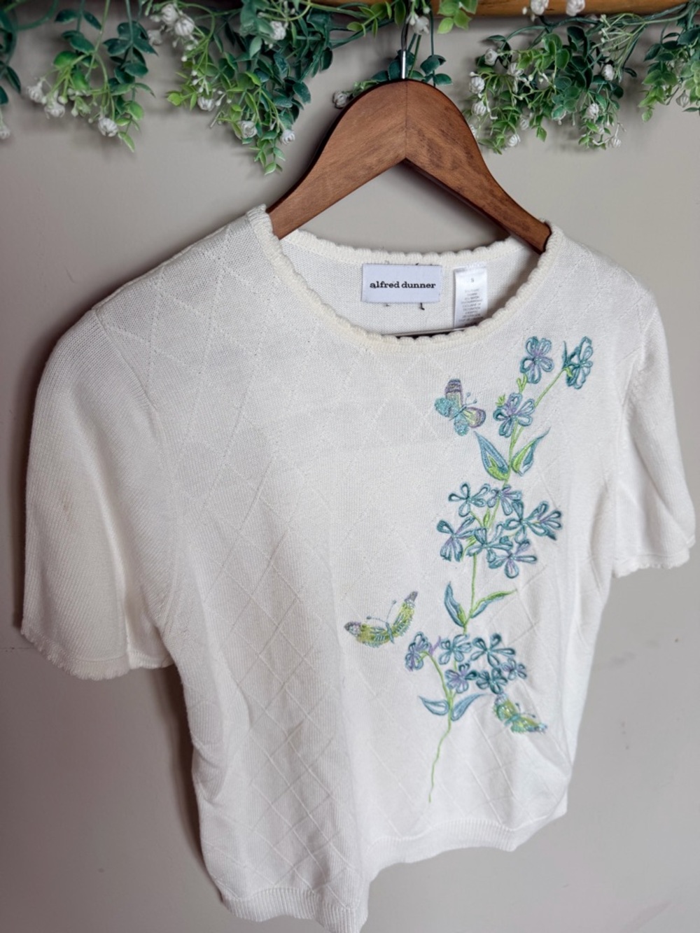 Alfred Dunner Cottagecore embroidered knit top Size Small